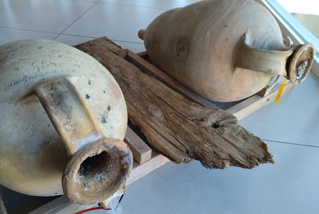 El barco romano de ses Fontanelles entrega 1.700 años después su carga