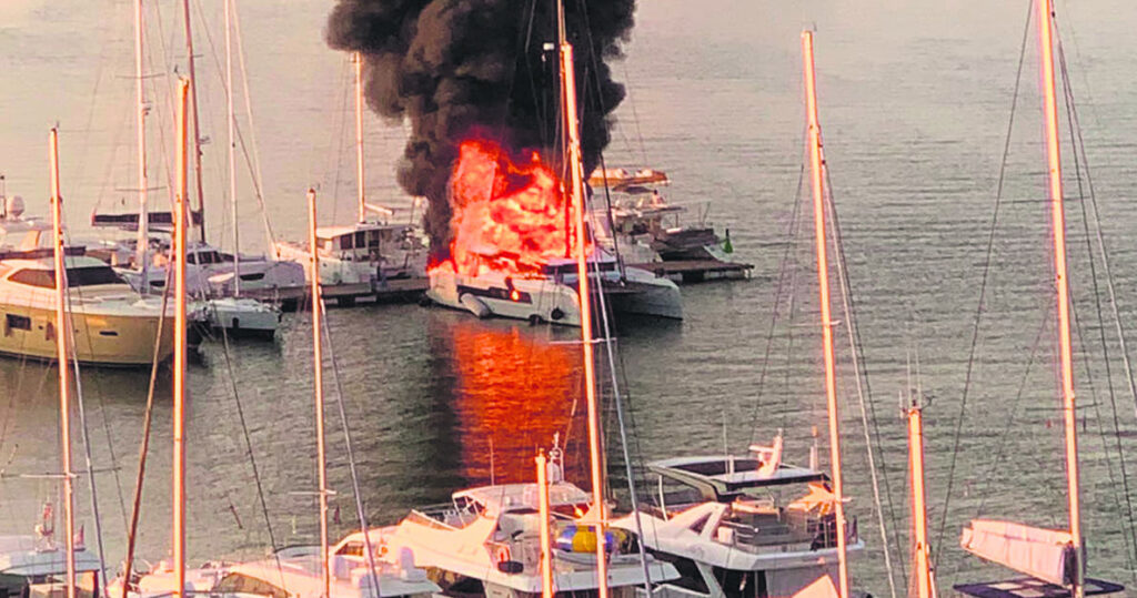 El ‘Argonaut’ ardió por un fallo eléctrico