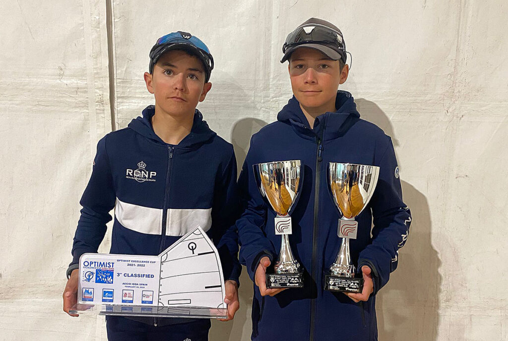 Tim Lubat, segundo en el Palamós Optimist Trophy con 550 regatistas en liza