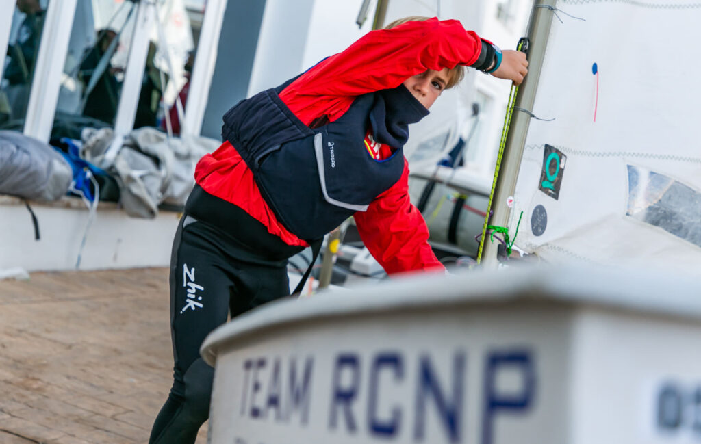 Poco viento pero dos mangas por clase en el arranque de la Regata Pro-Rigging