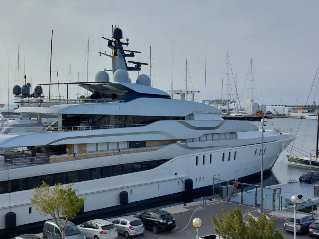 Orden del Gobierno para identificar todos los yates rusos en suelo español