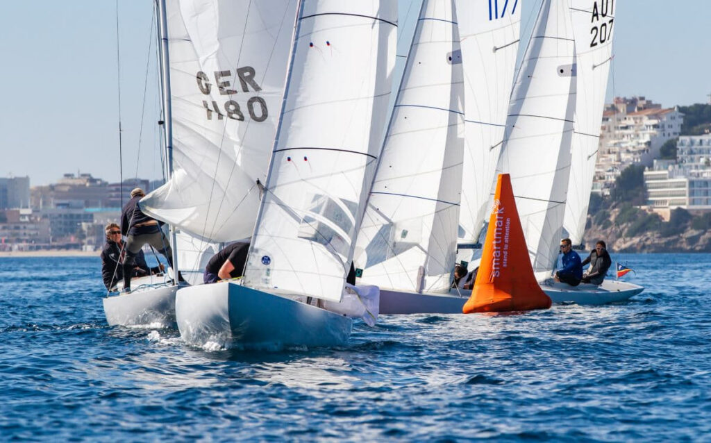El alemán Puck lidera la V Copa Mediterráneo de la clase Dragon en Puerto Portals