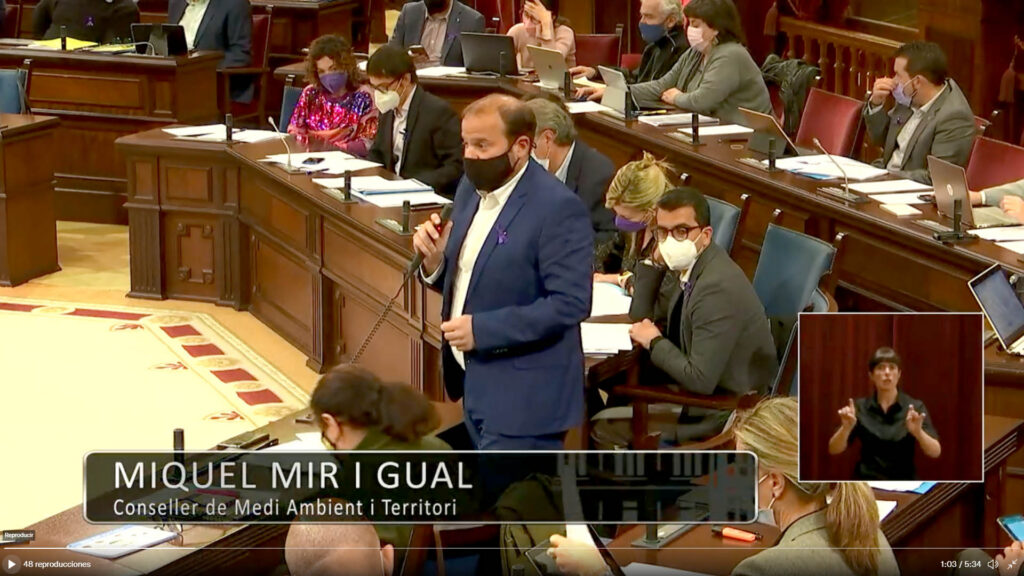 El conseller Mir insulta a Gaceta Náutica por informar de la criminalización del sector