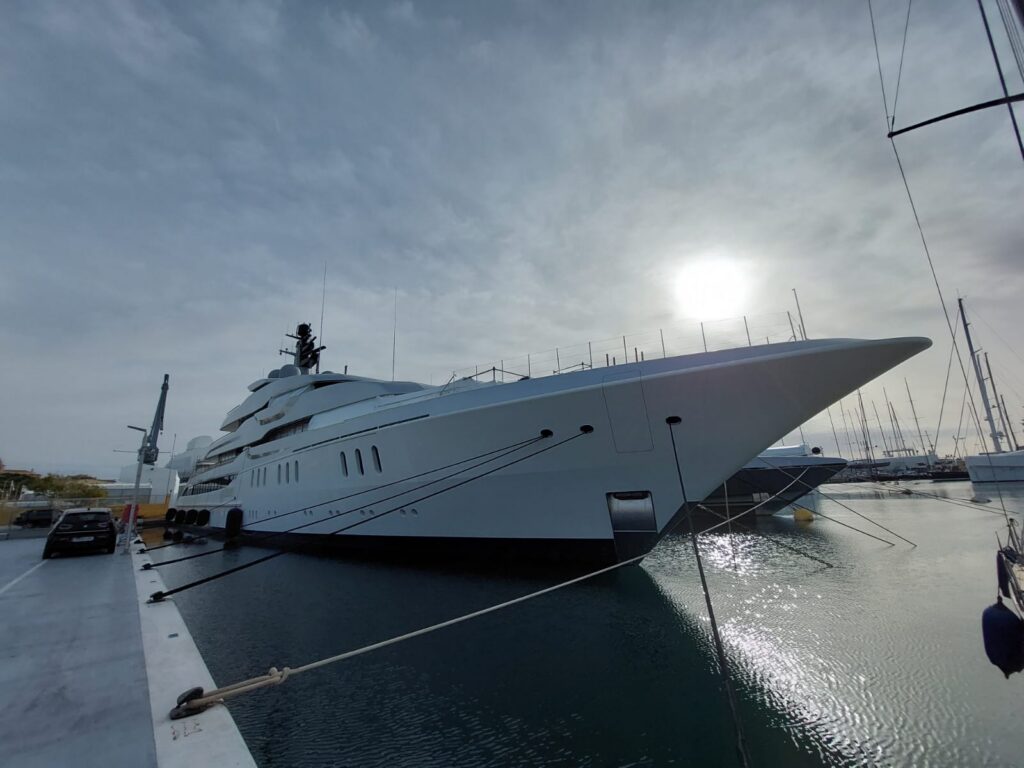 EEUU incluye el yate ruso amarrado en Palma en su “lista negra” por la invasión de Ucrania