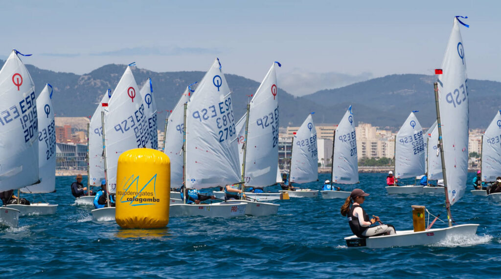 Los Optimist dan el sábado la salida a la 13ª Setmana de Vela – Trofeu Durán de Cala Gamba
