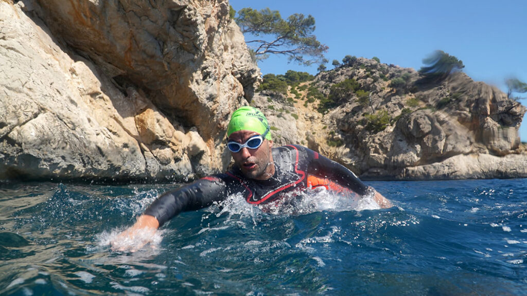 ¿Es posible dar la vuelta a Mallorca a nado?