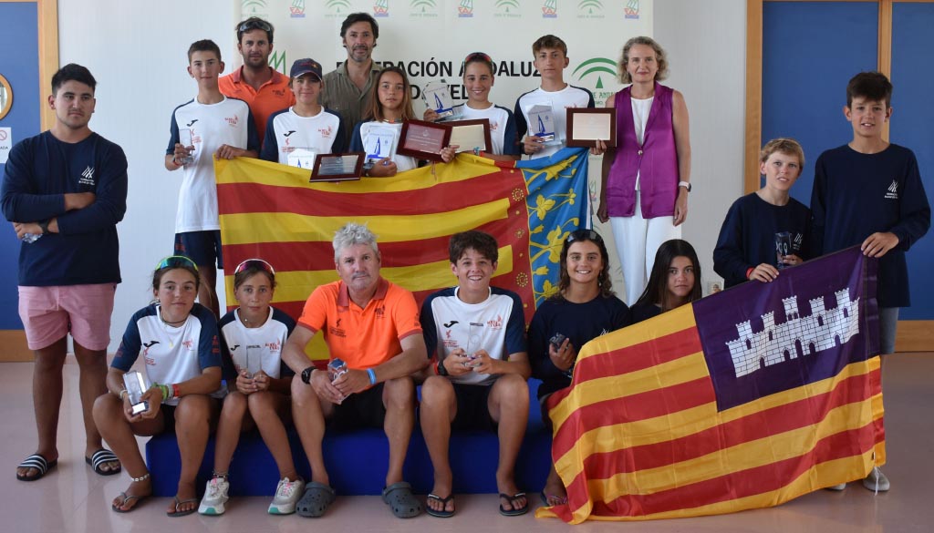 Valencia bate a Baleares en el Campeonato de España de Optimist