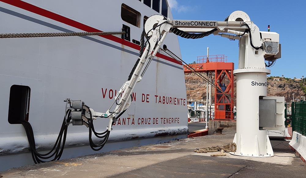 12 millones para conectar los ferrys a la red eléctrica en los puertos