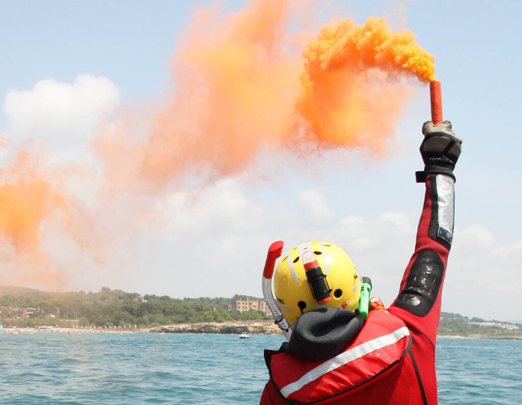 Una bengala de emergencia, posible causa de un incendio en Menorca