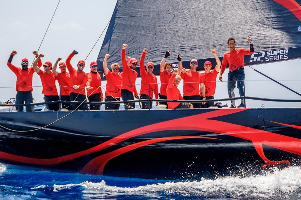 Phoenix consigue la victoria en Puerto Portals