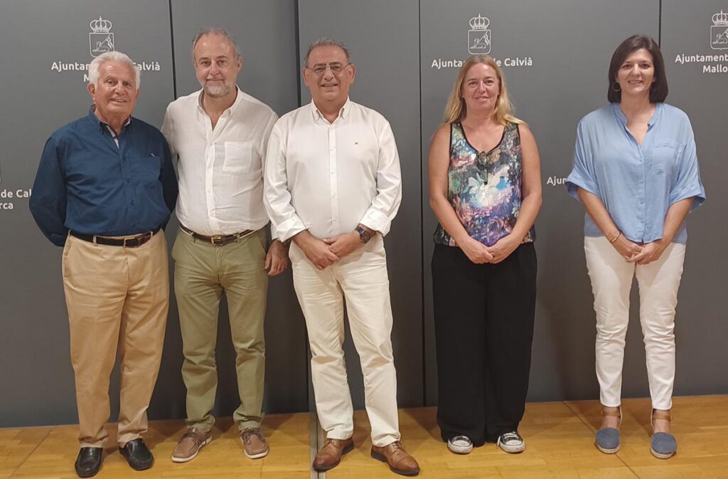 La Rei en Jaume se prepara para la salida y celebra 36 años de vida