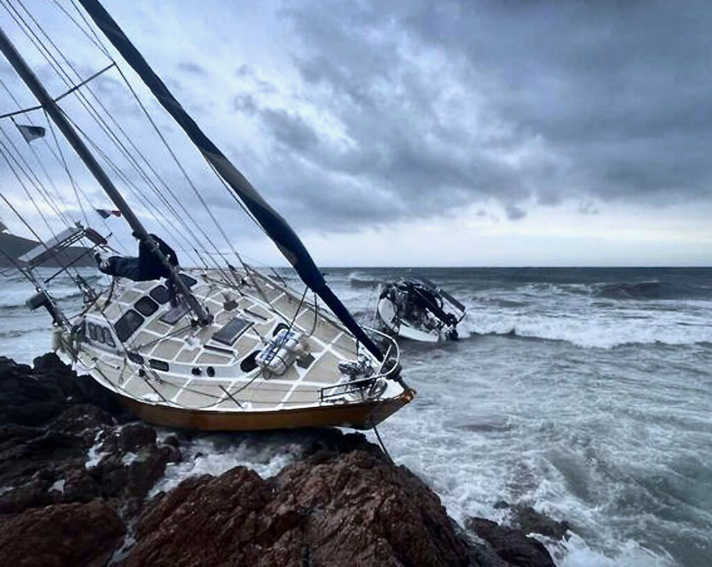 100 nudos de viento en Córcega y Cerdeña