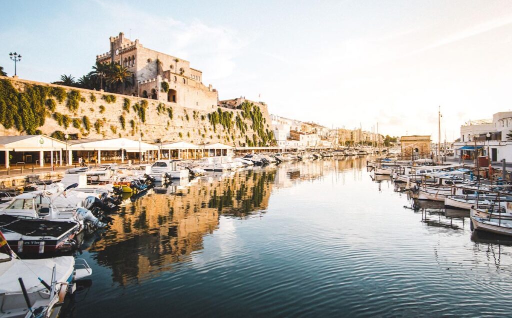 ¡Atención! Activada la alerta naranja por rissagues en Menorca