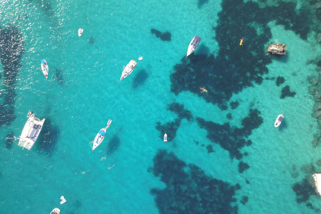 Fake news contra la náutica: ahora los vertidos también son culpa de los barcos