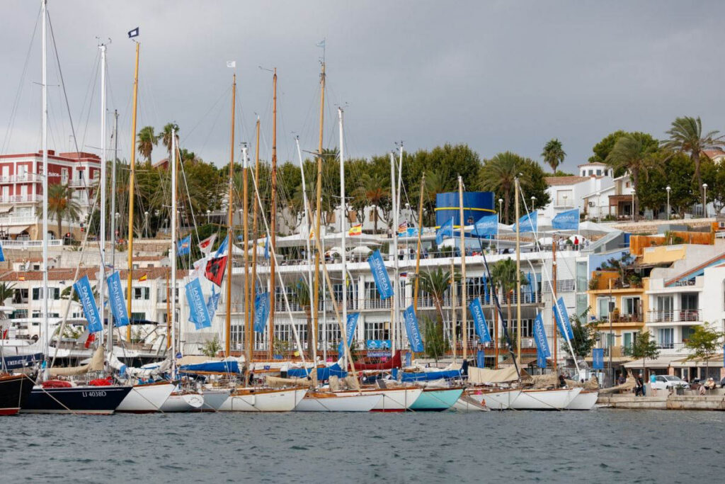 Nuevo ultimátum para Trapsayates: debe abandonar sus amarres en tres días