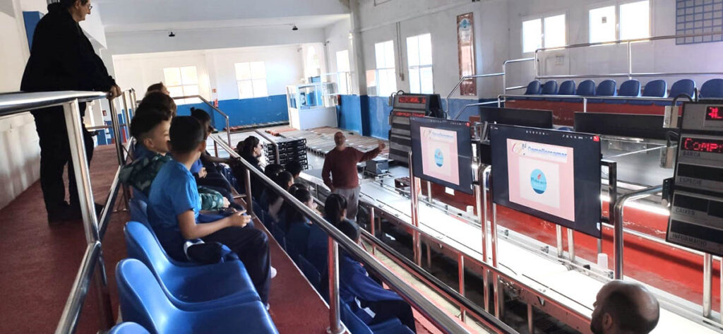 ¿El pescado viene del frigorífico?