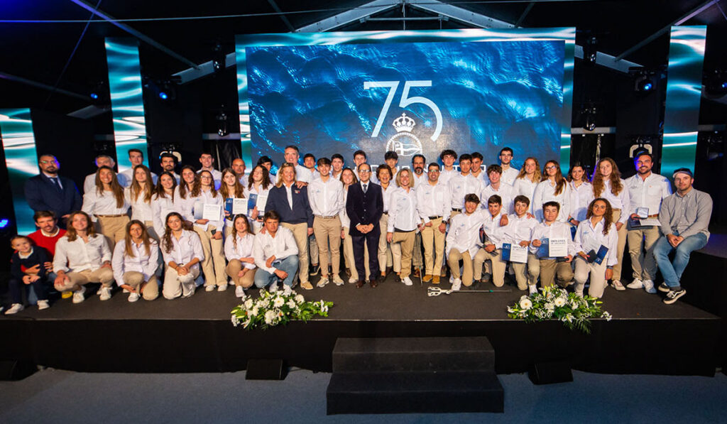 El Real Club Náutico de Palma reivindica su labor y su prestigio en el homenaje a sus mejores deportistas de 2022