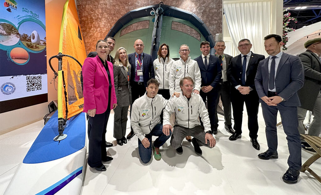 Es Nàutic presenta en Fitur la International Windsurfer Ibiza Meeting