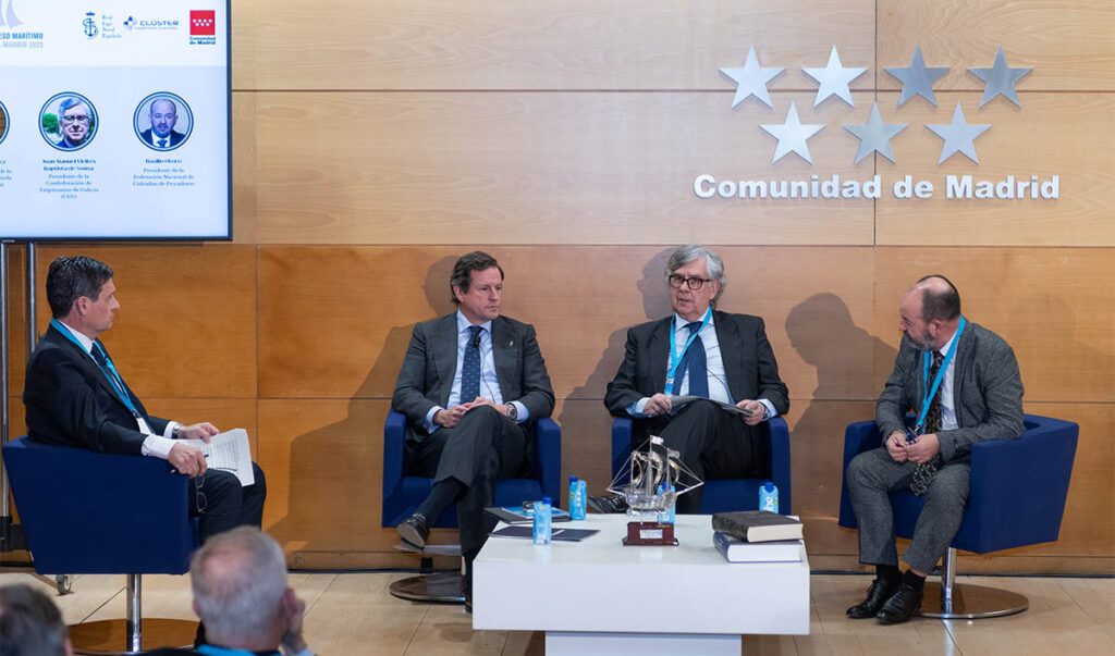 El sector marítimo reclama que un único organismo coordine la economía azul en España