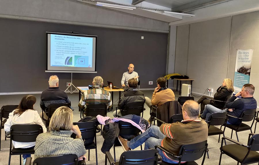 Marc Patiño ofrece sus consejos para el trimado de velas de crucero