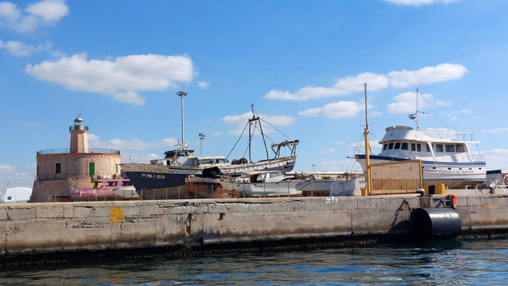 Varadero de Valencia competirá con Astilleros de Mallorca por el Moll Vell