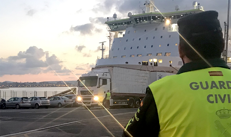 Caos en el acceso de mercancías al puerto de Palma