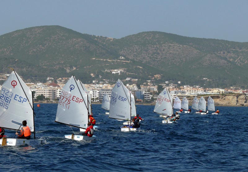 El Club Náutico Ibiza tendrá un intenso fin de semana de regatas