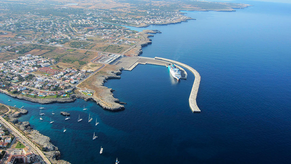 Ports IB licitará el servicio de practicaje en el puerto de Ciutadella