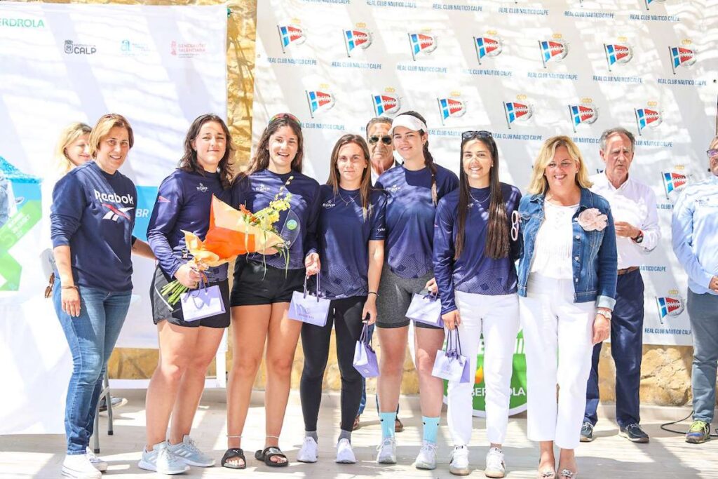 El Team Baleària RCNP pulveriza a sus rivales en la nacional de vela femenina