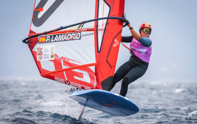 Gran arranque de Bernat Tomás y Nacho Baltasar en el europeo de IQFOIL