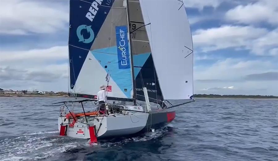 Federico Waksman gana la primera etapa de la Regata Solo Med