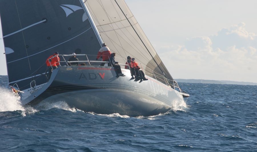 El Atlant del Vent se adjudica el Trofeo Virgen el Carmen