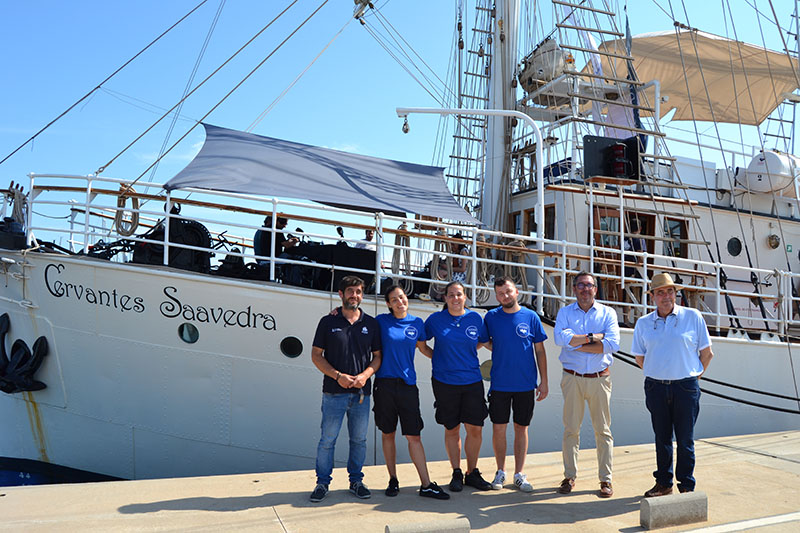 Navegar en familia para descubrir los misterios del Mediterráneo