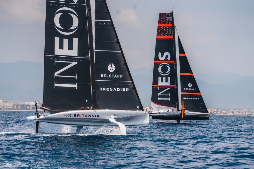 El Ineos finaliza sus pruebas de navegación en Palma
