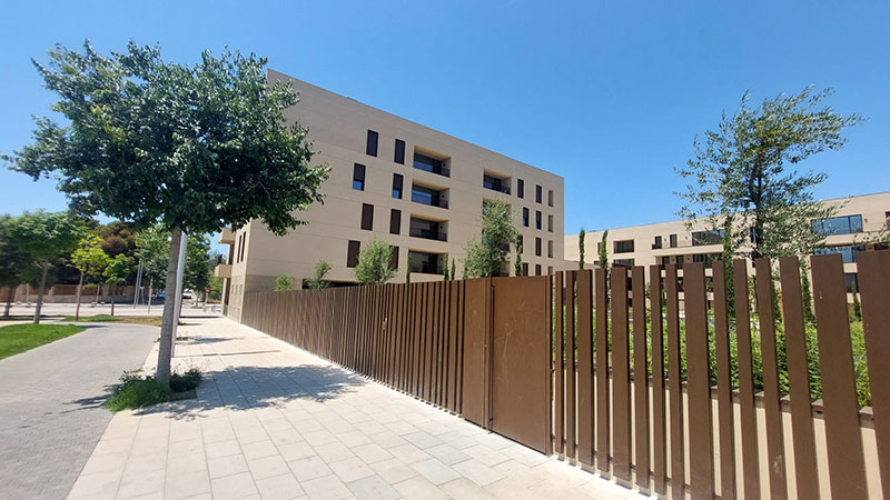 La resistencia de los técnicos frena el desvío de 17 millones de la náutica a la compra de un edificio de lujo