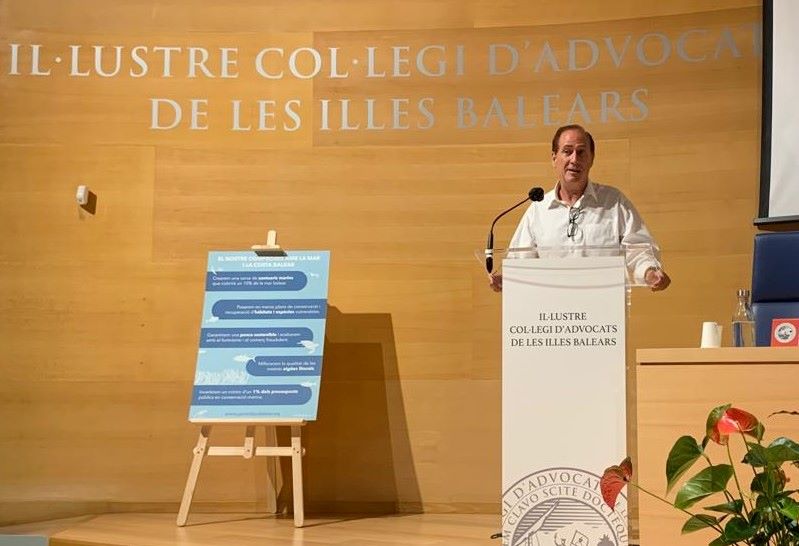 Lafuente pide que la sociedad civil se implique en la conservación del mar