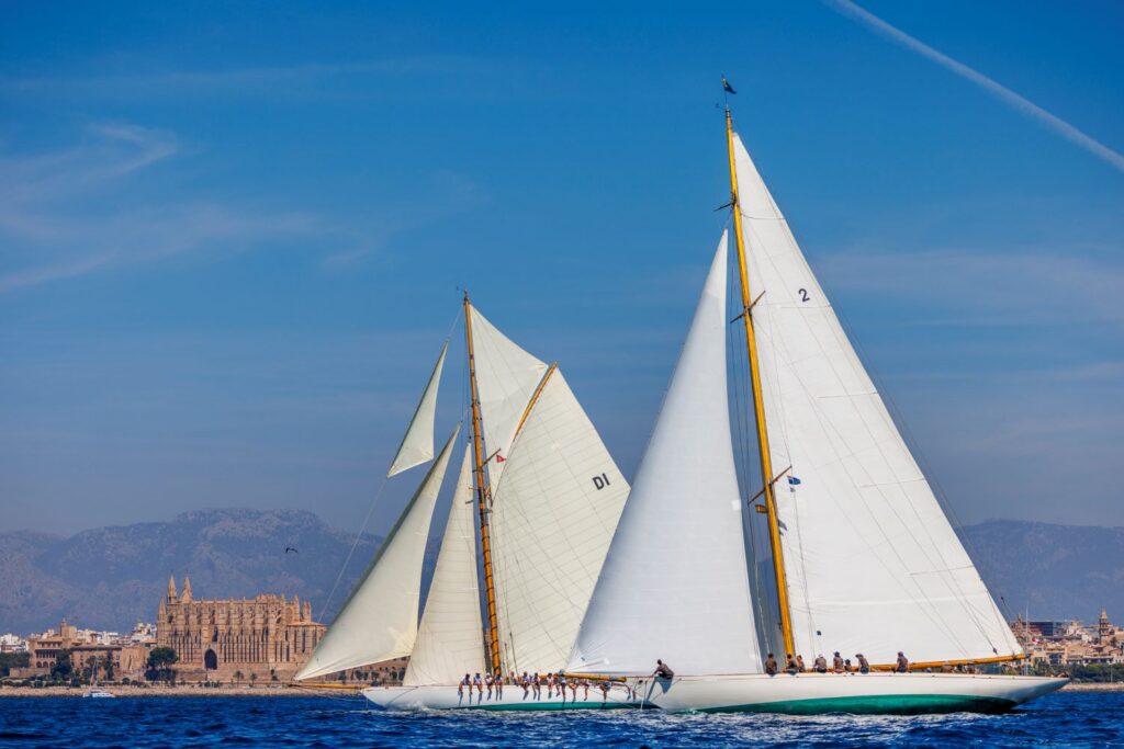 Los dos barcos más antiguos se juegan la victoria en la jornada final de la Illes Balears Clàssics