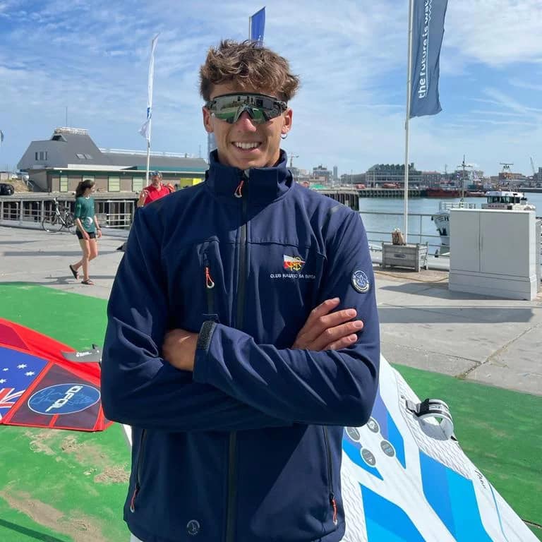 España consigue plaza de momento en siete de las diez clases de París