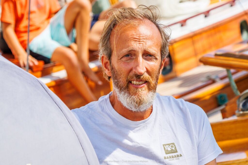 Roberto Olivieri: “El olor y el sonido de los barcos de madera es pura poesía”