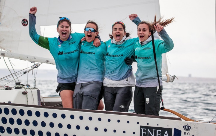 María Bover y sus chicas se alzan con la Liga Iberdrola de Vela Femenina