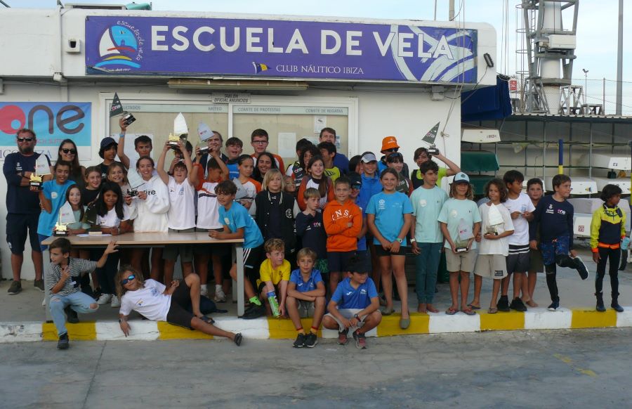 Pau Mari en y Rodrigo Gil ganan el Trofeo One Ibiza Suites