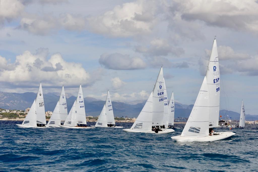 El gran favorito lidera a la flota de dragones en Puerto Portals