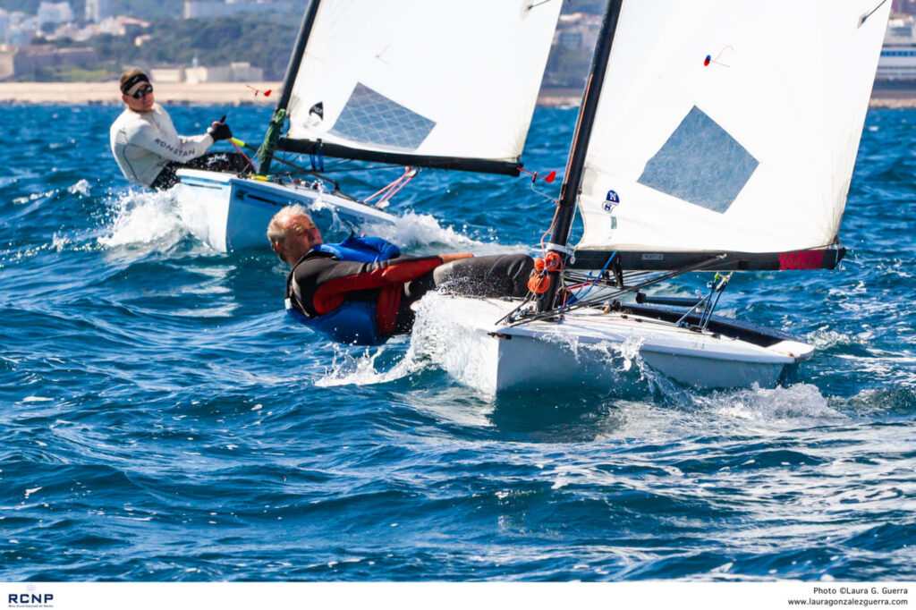 El BMComposites Trophy certifica la implantación del OK Dinghy en Mallorca