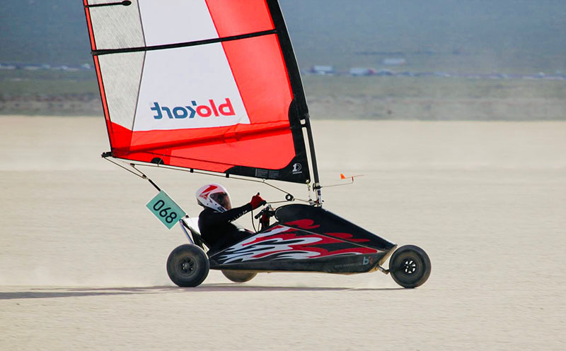 Victoria y récord de 102 km/h en el Mundial Blokart 2024