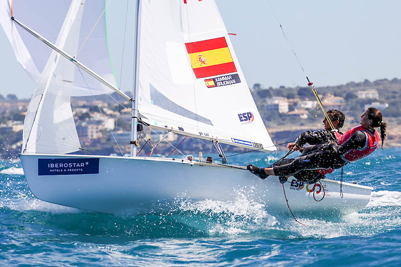 Consistencia de  Xammar y Brugman en el ecuador del Sofía