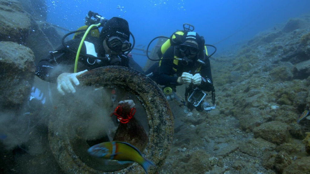 Buceadores voluntarios de todo el país retirarán basura del fondo marino