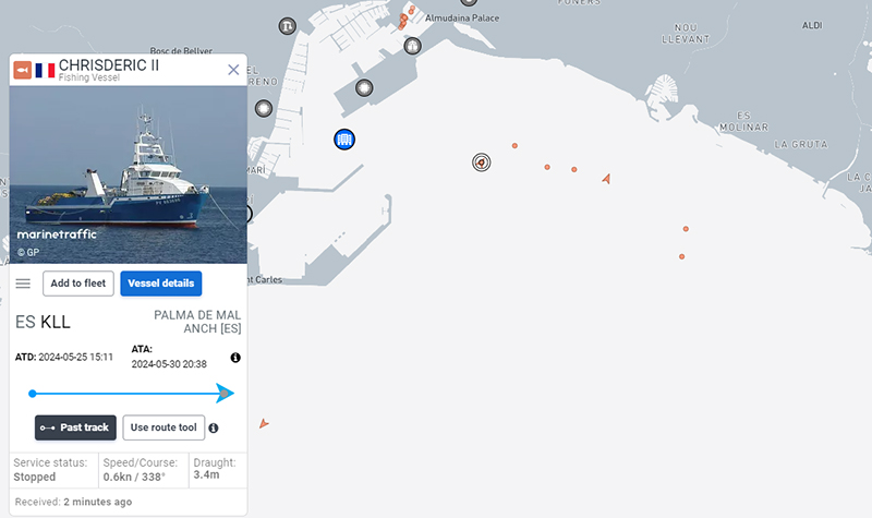 Atuneros al acecho en la Bahía de Palma
