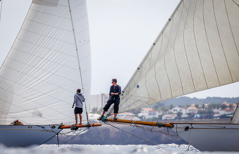Mahón y los barcos clásicos: dos décadas de regatas de leyenda