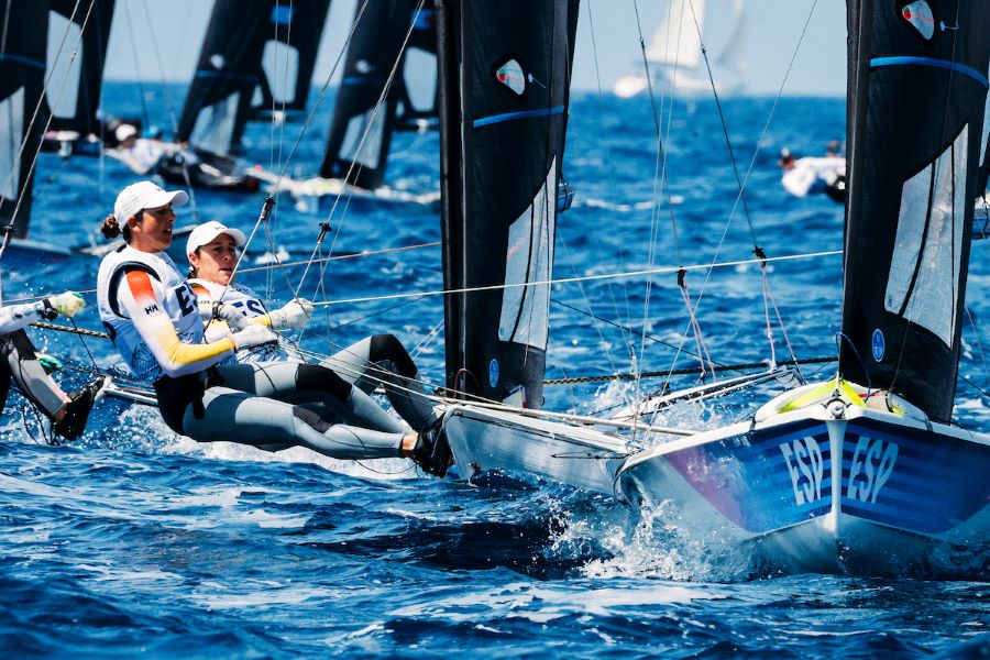 Paula Barceló se queda fuera de la medal race en la clase 49er