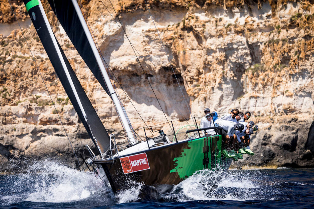 Día difícil para el Urbania en la regata costera de la Copa del Rey MAPFRE